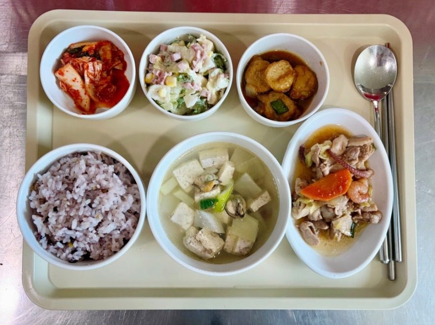 fc4b6b552a274708e822feea21d67e20_1770685672_8895.jpeg